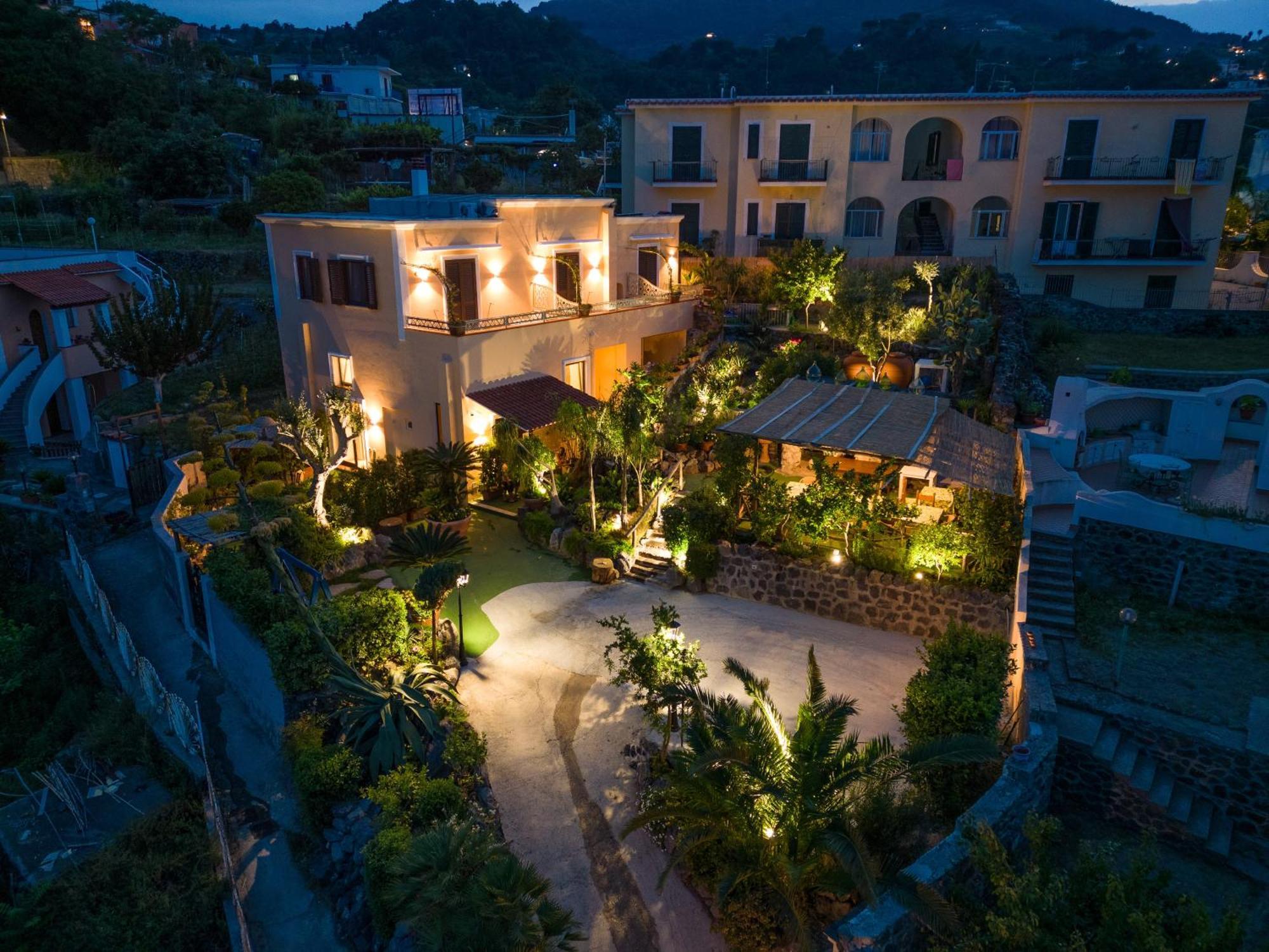 La Rosa - Luxury B&B Иския Екстериор снимка